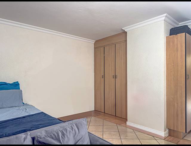 0.5 BEDROOM APARTMENT FOR SALE IN HATFIELD
